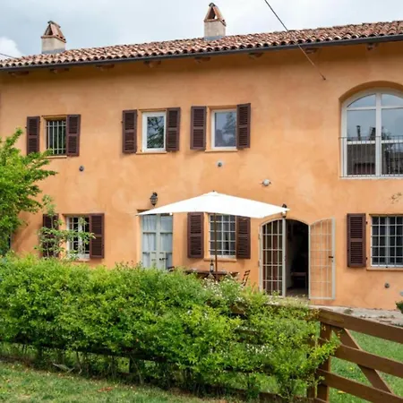 Depandance Cascina Vicentini アルフィアーノ・ナッタ